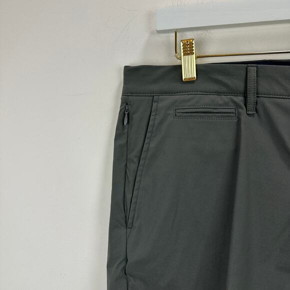 J.Crew 9" Tech Short Coal Gray Stretch UPF 50 Regular Minimalist Mens US 33 - Picture 7 of 14